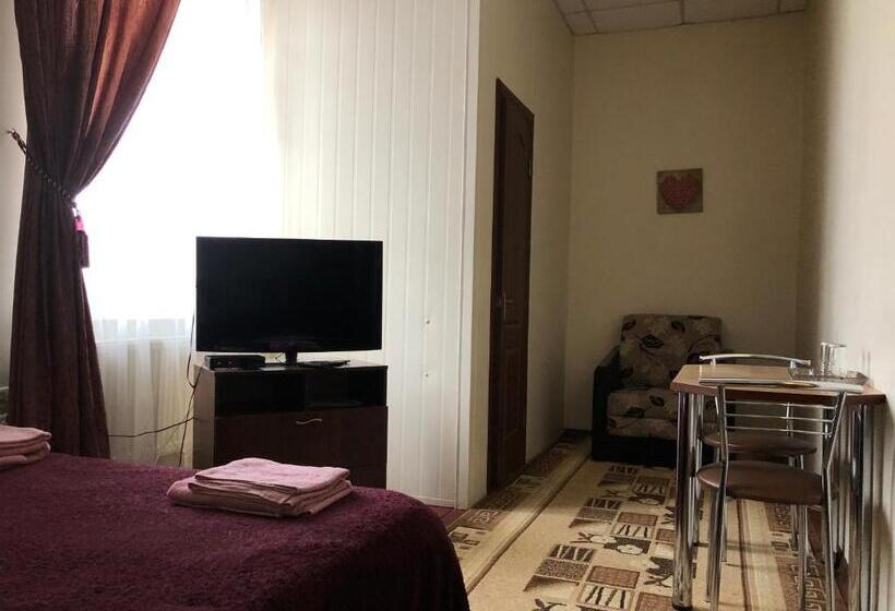 اتاق راحتی سه تخته, Motel Tranzyt Plus