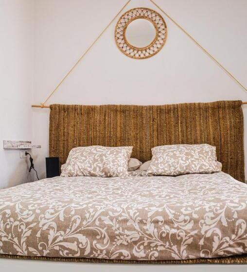 Студия Deluxe, Rural Ga7colores Only Adult