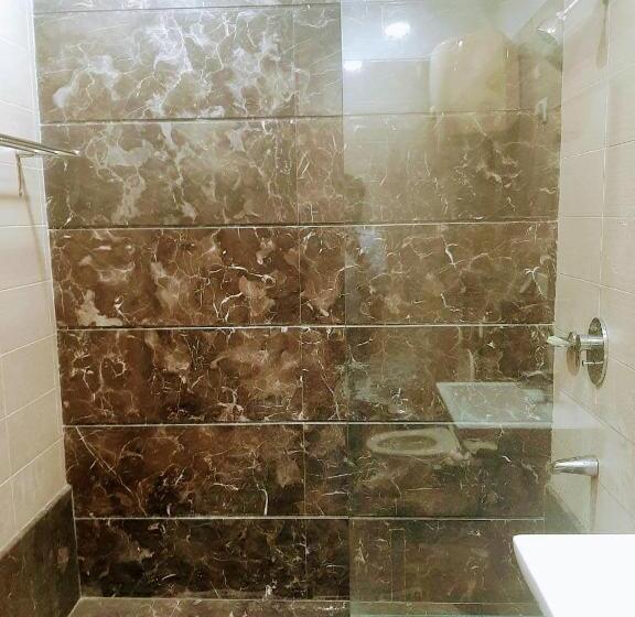 Номер Deluxe Кровать Кинг, Good Will Residency   Cyber City Gurgaon