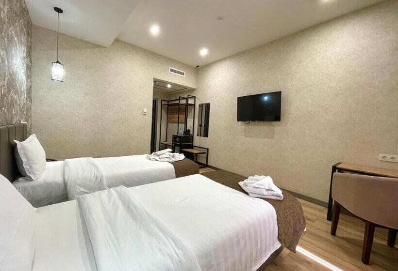 اتاق استاندارد, Alpha Plaza Hotel & Spa