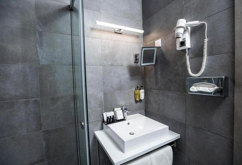 اتاق استاندارد با وان آب گرم, Arena Deluxe & Spa