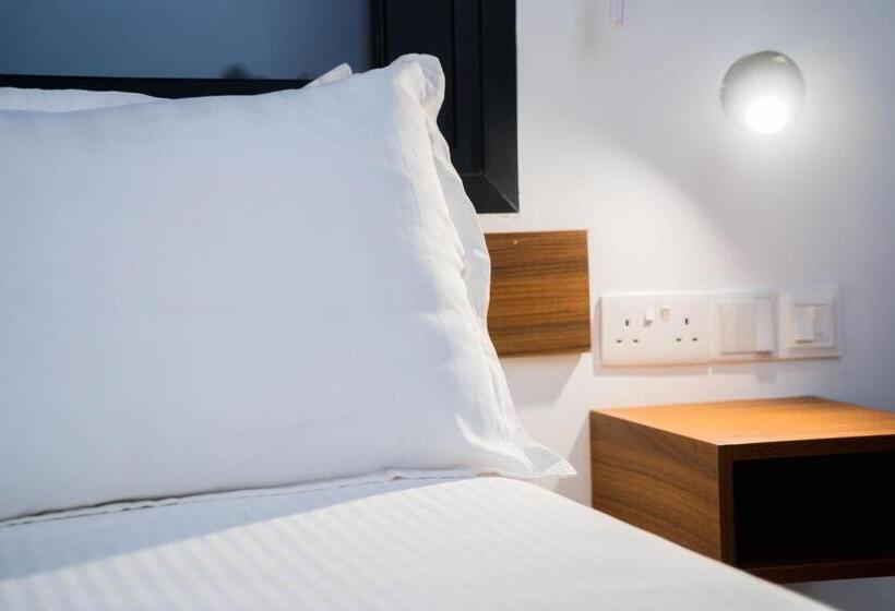 חדר אקונומי, Urban Habitat Executive Suites