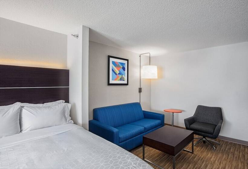 Люкс, Holiday Inn Express Hotel & Suites Altoona Des Moines, An Ihg