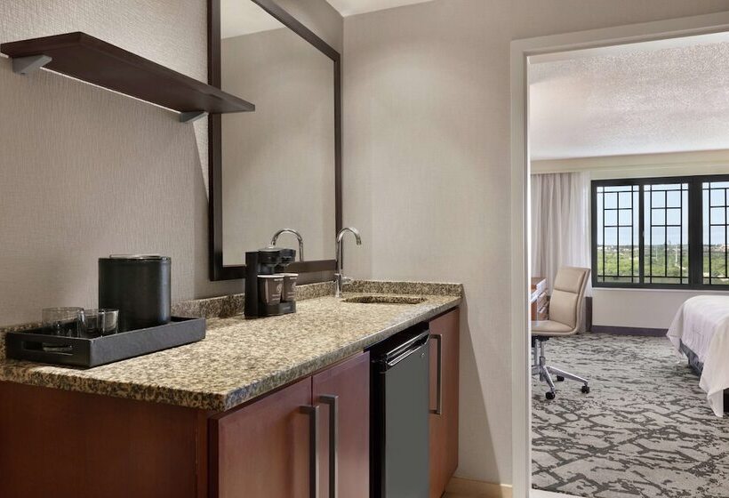 Quarto Estandar Cama Casal, Embassy Suites By Hilton Dallas Dfw Airport North