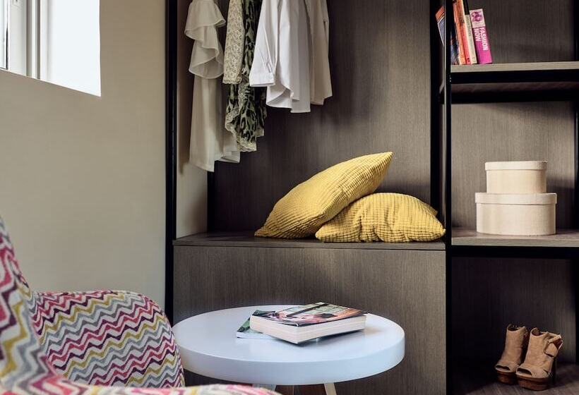 Семейный Номер, Koukounaria Hotel & Suites