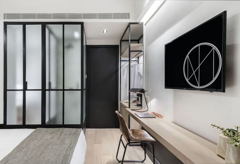 스탠다드 룸, Niki Athens