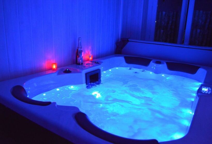 Номер Deluxe, Auberge Les Glycines
