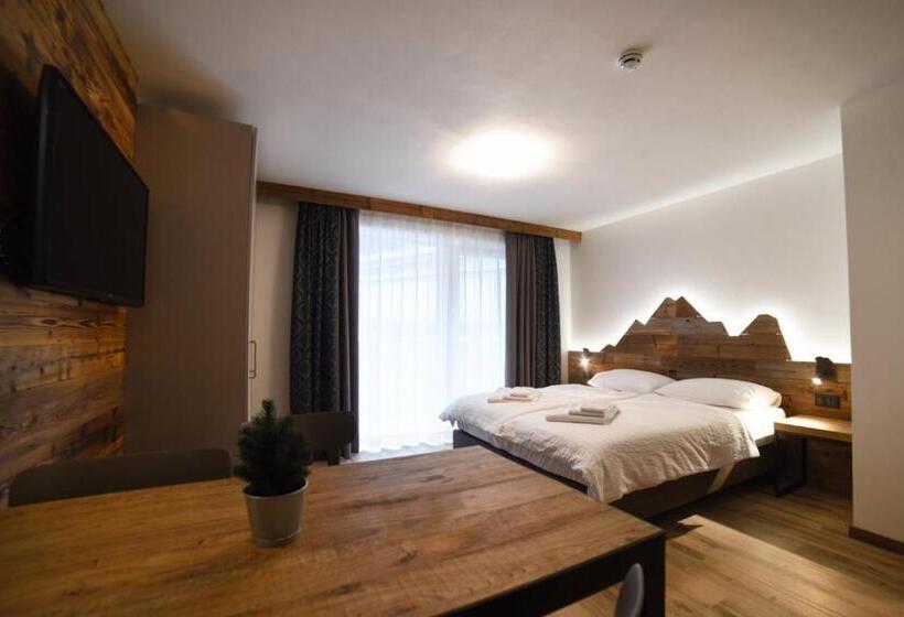 Студия Deluxe, Residence & Wellness 3mila