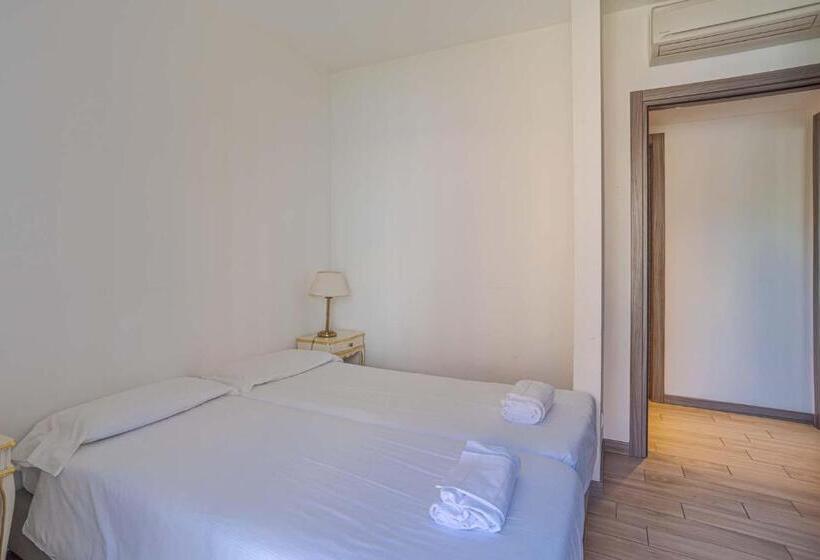 2 Bedrooms Apartment Lake View, Maioliche Apartments Griante