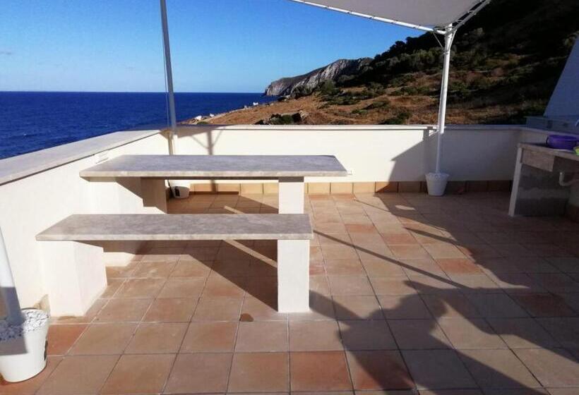 Apartamento 1 Dormitório Vista Mar, Blu Rooms Marettimo
