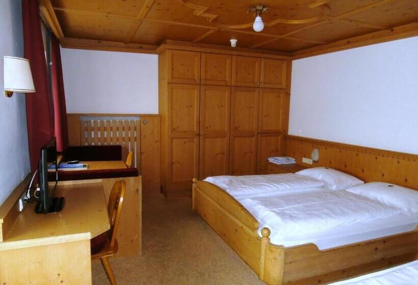 Номер Стандарт Трехместный, Piccolo Hotel Gurschler