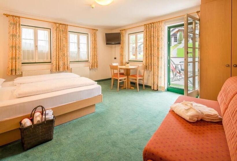 Номер Стандарт с Балконом, Piccolo Hotel Gurschler