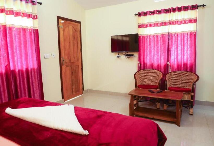 Номер Стандарт Вид на Парк, Green Garden Deluxe Room