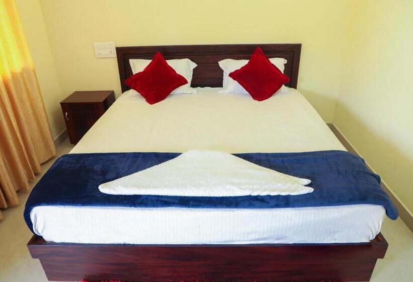 Номер Стандарт Вид на Парк, Green Garden Deluxe Room