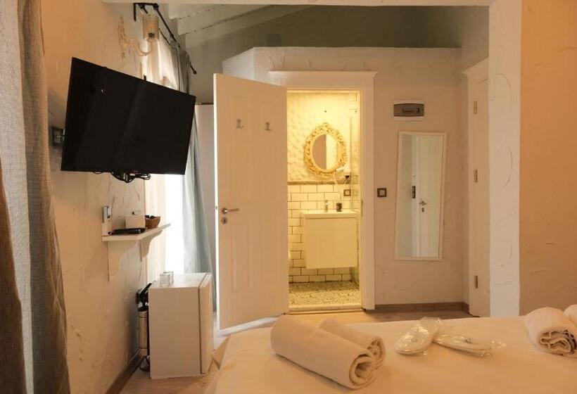 Номер Economy, Kybele Suites Alaçatı