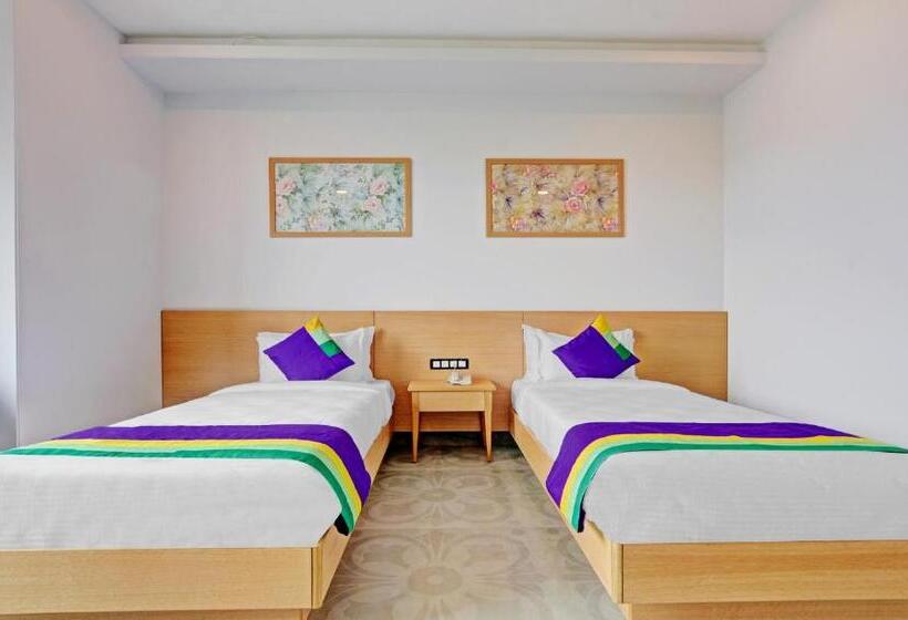 Quarto Deluxe, Medalio Resort Udaipur Shobhagpura