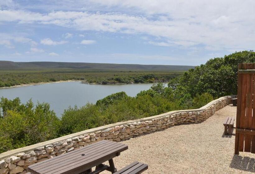 Бунгало Стандарт, De Hoop Collection   Campsite Rondawels