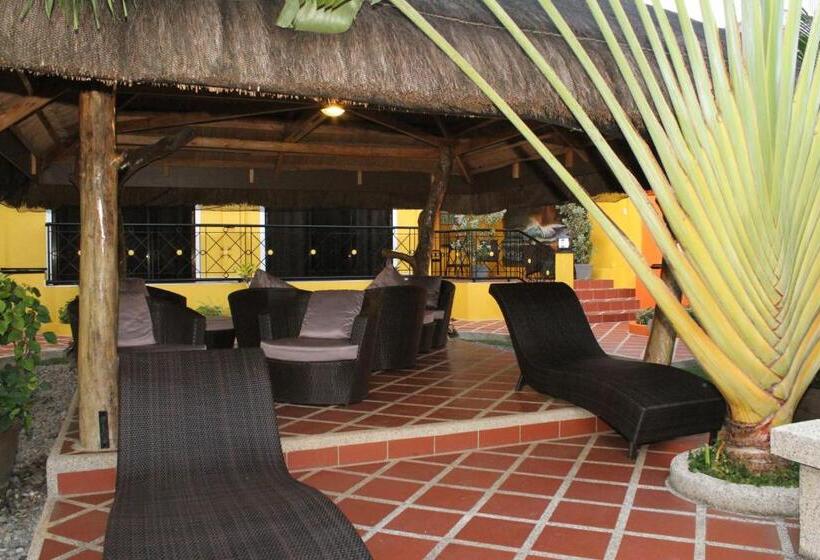 Вилла 3 Спальни, Alona S Coral Garden Resort