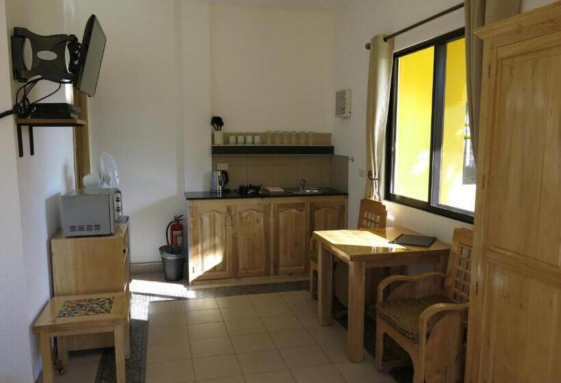 Студия Deluxe, Alona S Coral Garden Resort