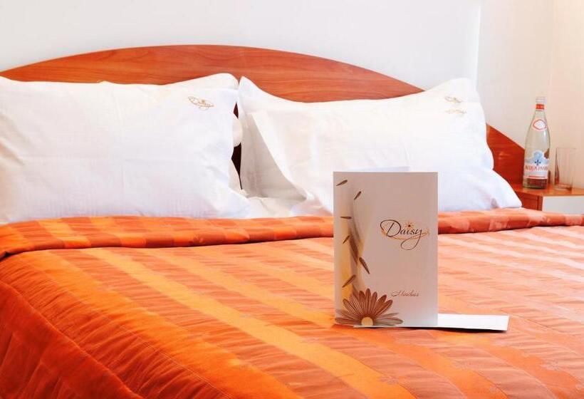 آپارتمان لوکس 1 خوابه, Apart Hotel Flora Residence Daisy