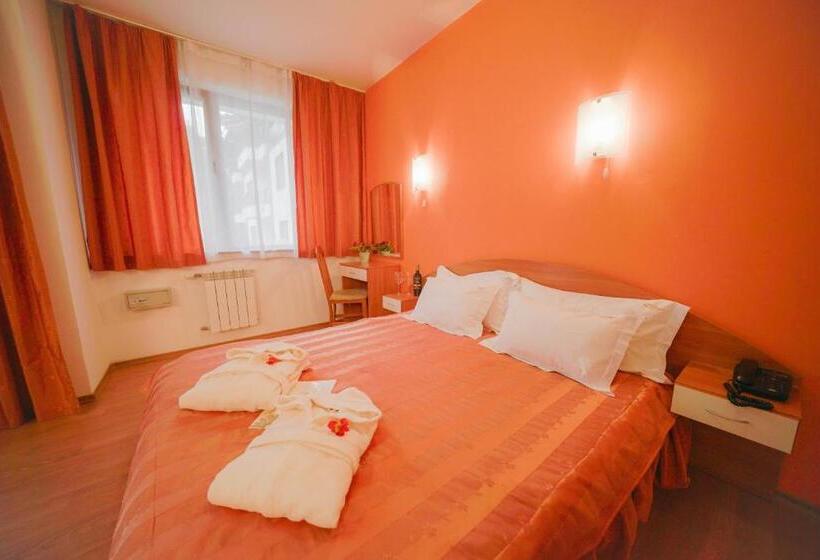 استودیو خانوادگی, Apart Hotel Flora Residence Daisy