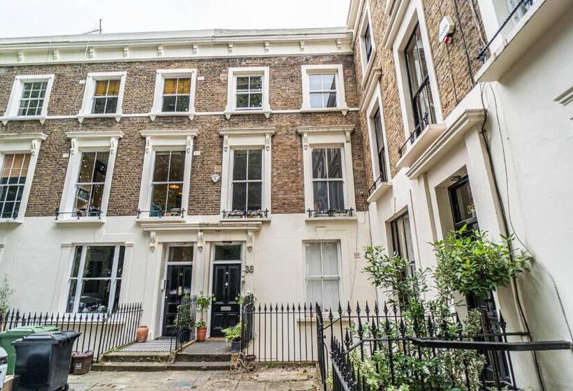 Номер Стандарт, House Close To Kings Cross
