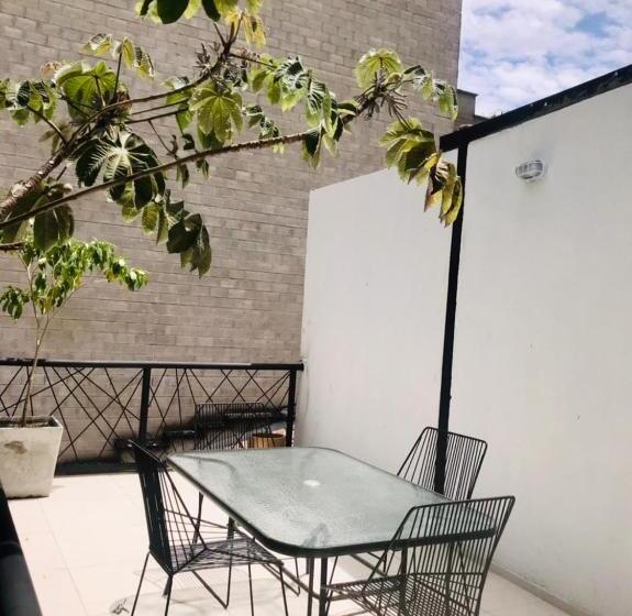آپارتمان 1 خوابه همکف, Soy Local Primavera