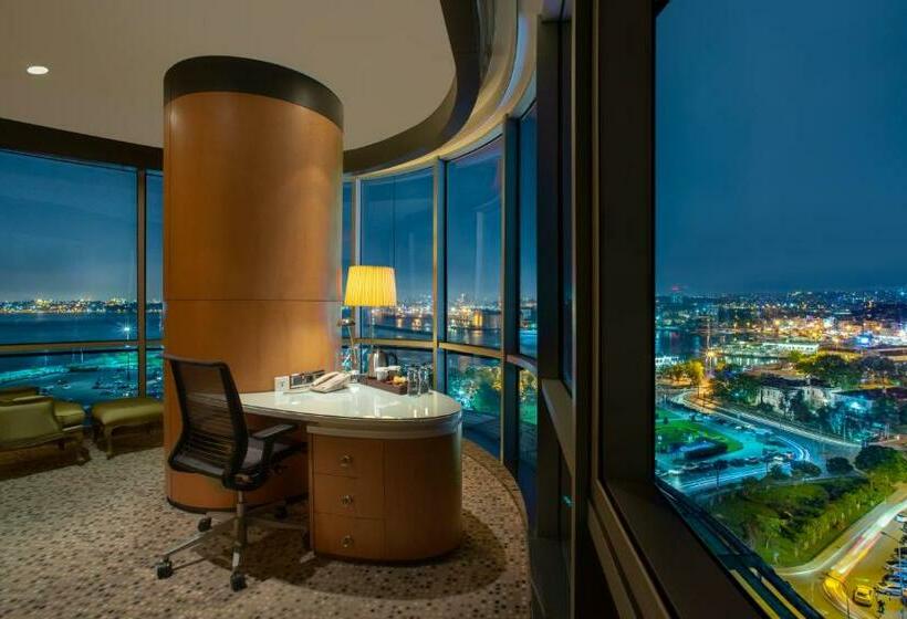 اتاق استاندارد با تخت بزرگ, Doubletree By Hilton Istanbulmoda
