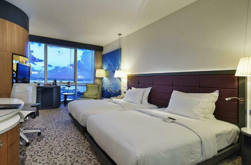 اتاق لوکس با چشم‌انداز دریا, Doubletree By Hilton Istanbulmoda