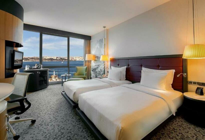 اتاق لوکس با چشم‌انداز دریا, Doubletree By Hilton Istanbulmoda