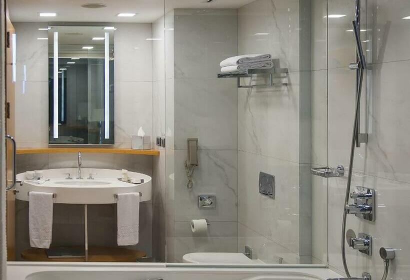 اتاق لوکس با چشم‌انداز دریا, Doubletree By Hilton Istanbulmoda