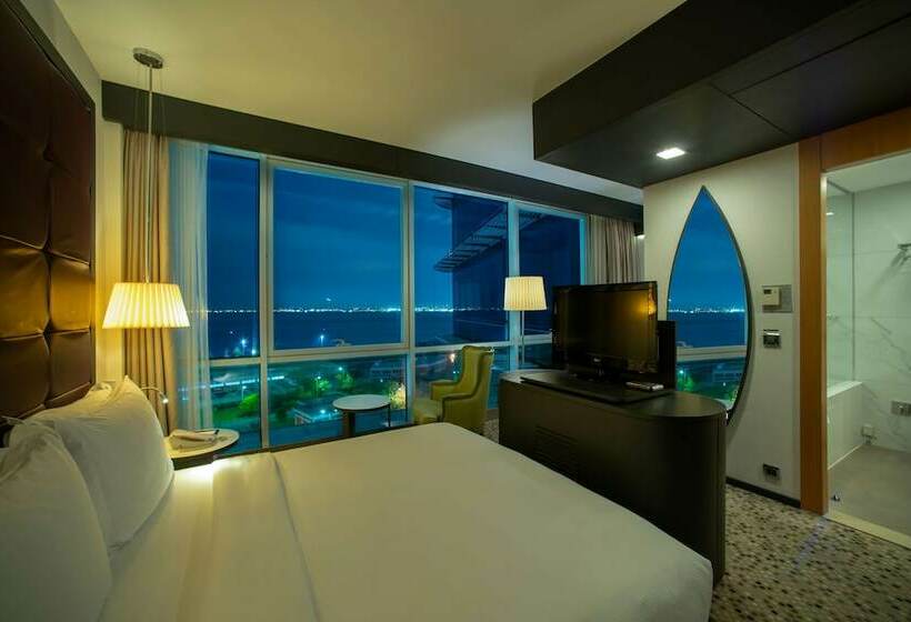 اتاق لوکس با چشم‌انداز دریا, Doubletree By Hilton Istanbulmoda