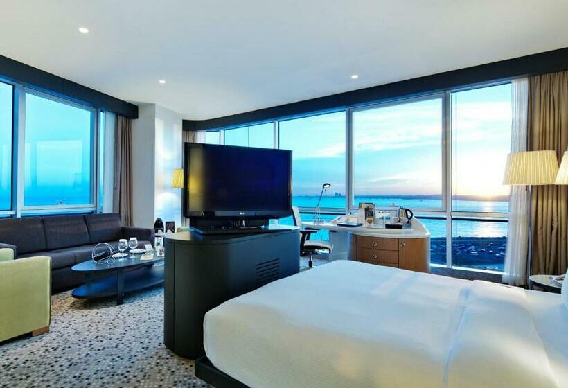 سوئیت جونیور با تخت بزرگ, Doubletree By Hilton Istanbulmoda