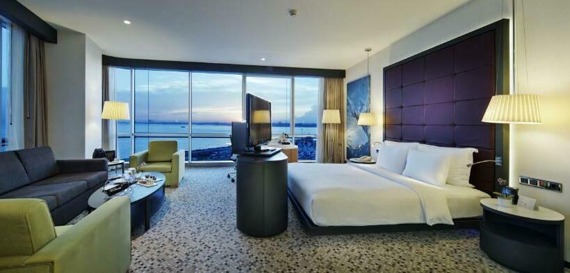 سوئیت جونیور با تخت بزرگ, Doubletree By Hilton Istanbulmoda