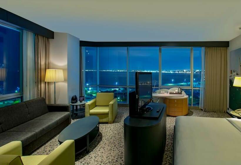 سوییت جونیور با چشم‌انداز دریا, Doubletree By Hilton Istanbulmoda