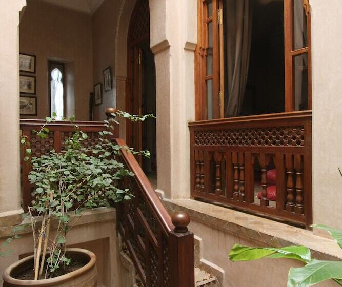 سوییت, La Villa Nomade