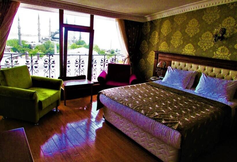 سوییت جونیور با چشم‌انداز دریا, Lausos Hotel Sultanahmet