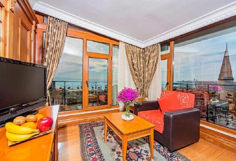 سوییت جونیور با چشم‌انداز دریا, Lausos Hotel Sultanahmet