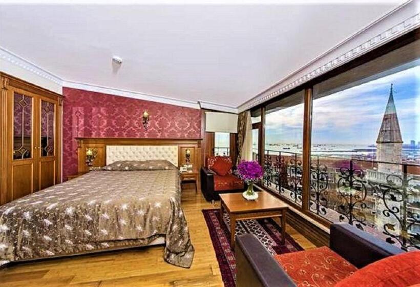 سوییت جونیور با چشم‌انداز دریا, Lausos Hotel Sultanahmet