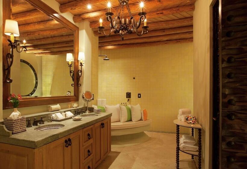 海の見えるダブルベッドスタンダードルーム, Waldorf Astoria Los Cabos Pedregal