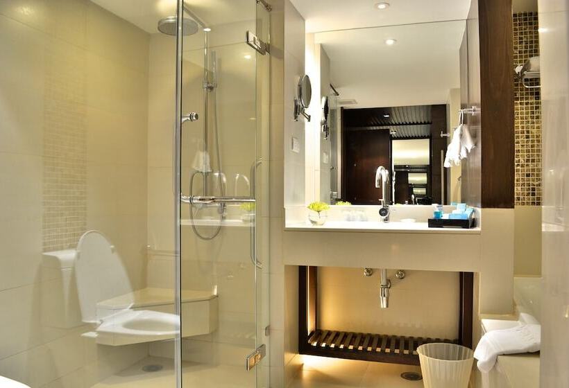 디럭스 룸 바다 전망, Aone Pattaya Beach Resort