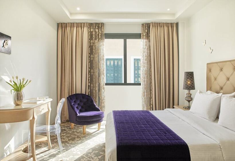 اتاق پرمیوم, Dioni Boutique