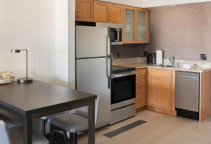 Люкс 2 Спальни, Residence Inn By Marriott Sacramento Downtown At Capitol Park