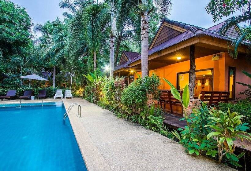 اتاق استاندارد, Sunda Resort