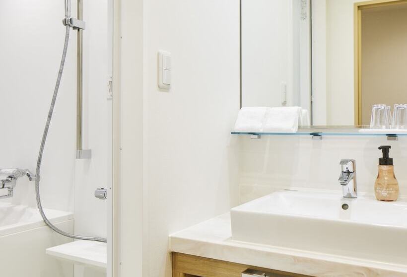 Четырехместный Номер Deluxe, Art Hotel Osaka Bay Tower