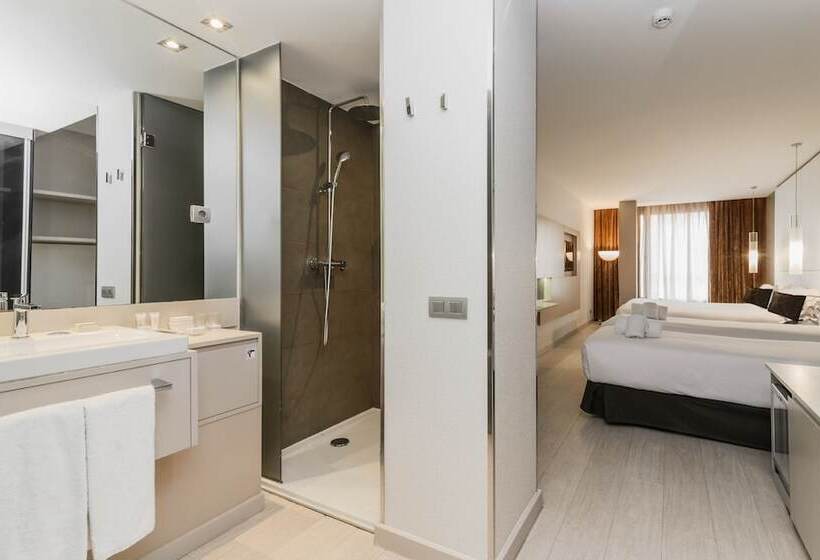 Четырехместный Номер Стандарт, Grums Hotel & Spa
