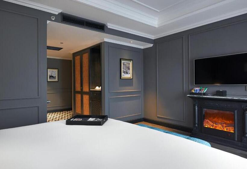 سوییت, La Siesta Premium Hang Be