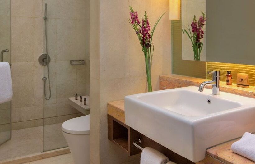 Апартаменты Executive 1 Спальня, Oakwood Premier Cozmo Jakarta