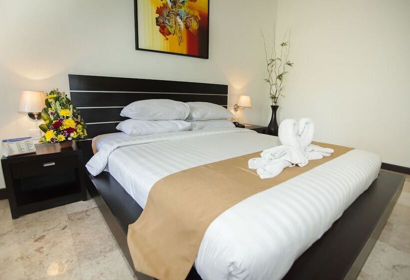 اتاق سوپریور در طبقه همکف, Satriya Cottages