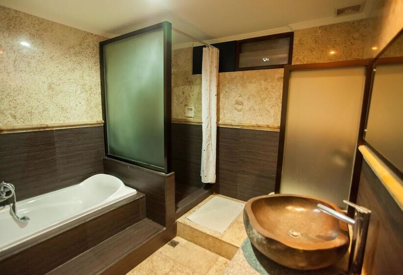 اتاق سوپریور در طبقه همکف, Satriya Cottages